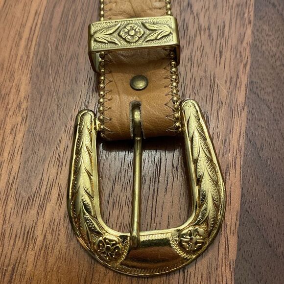 Tan and gold Floral Studded tone belt and buckle size 31” - Picture 2 of 7